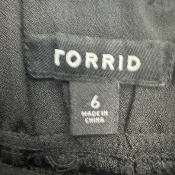 Torrid Pull-On Taper Stretch Crepe Pants Black - Picture 4 of 10